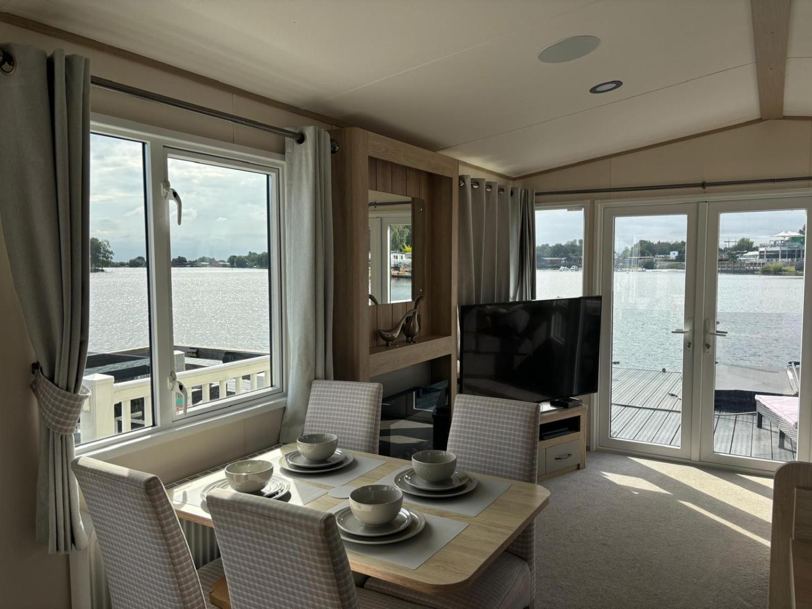 Lakeside Holiday Home With Hot Tub Tattershall Exteriér fotografie